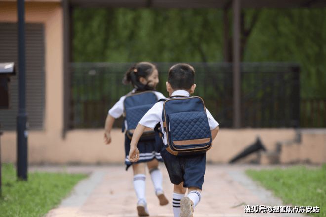 楼处发布中兴傲舍践行“好房子”标准爱游戏平台百度热搜：万科中兴傲舍售(图25)